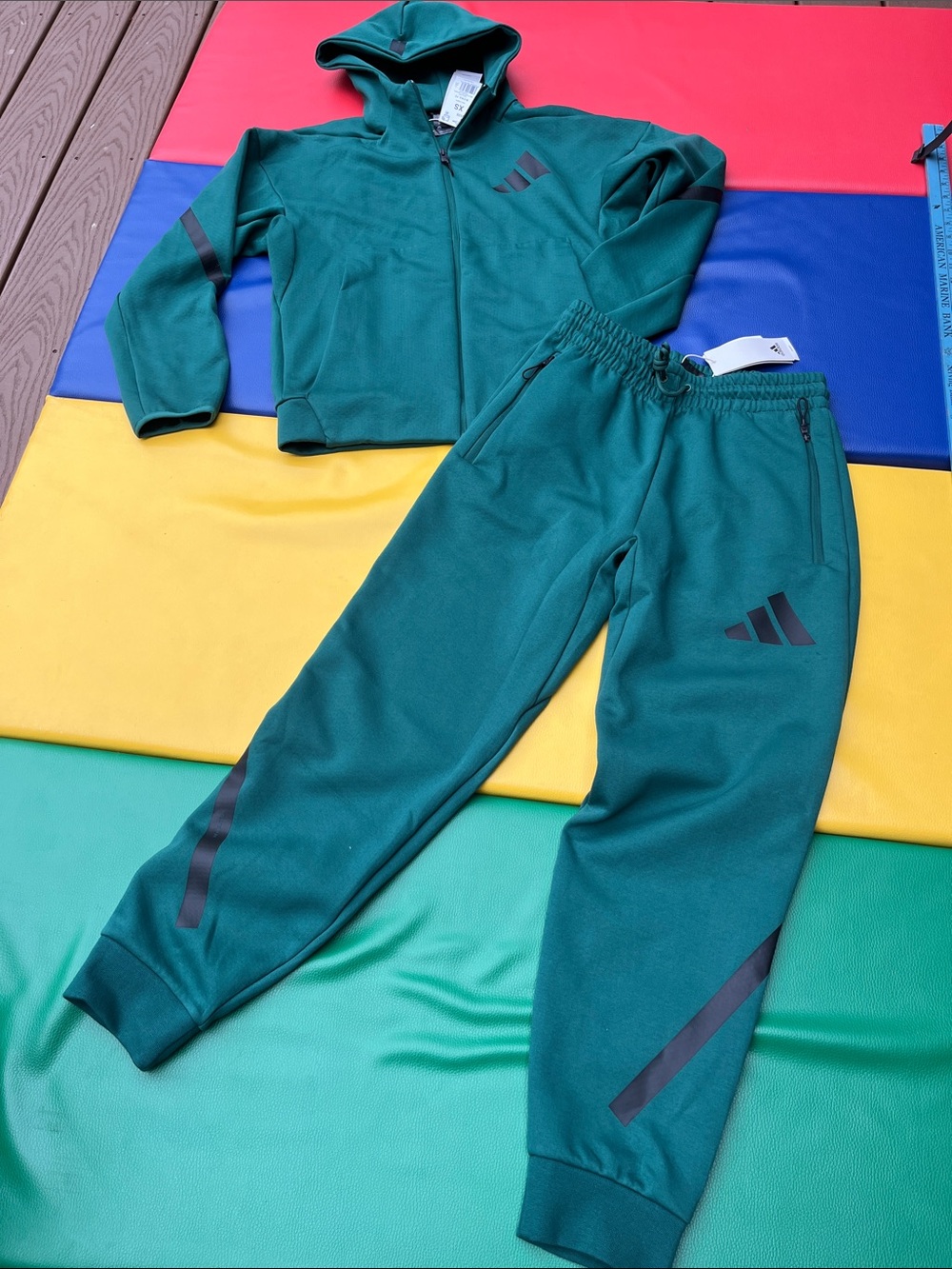 Men’s Adidas Suit  Green Hooded Sweatpants Set - top xs, pants small